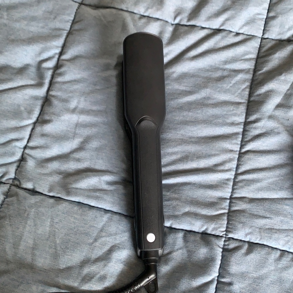 GVP Hair Straightener